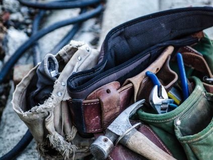 電気工事士の年収はどのくらいなのか