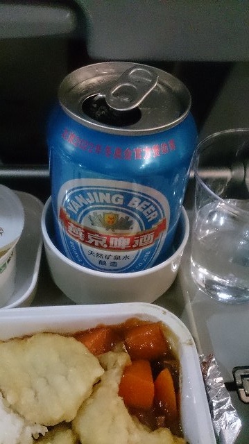 北京ー関西間の機内食