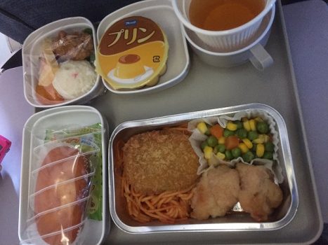 エアチャイナの関空から北京までのチャイルドミール