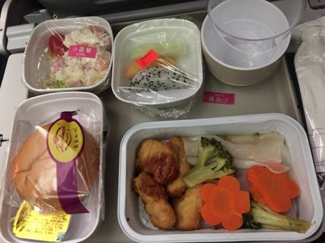 北京からマドリードまでのチャイルドミール